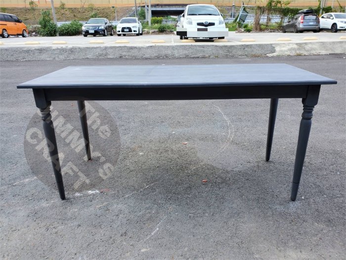 典雅風造型腳展示長桌