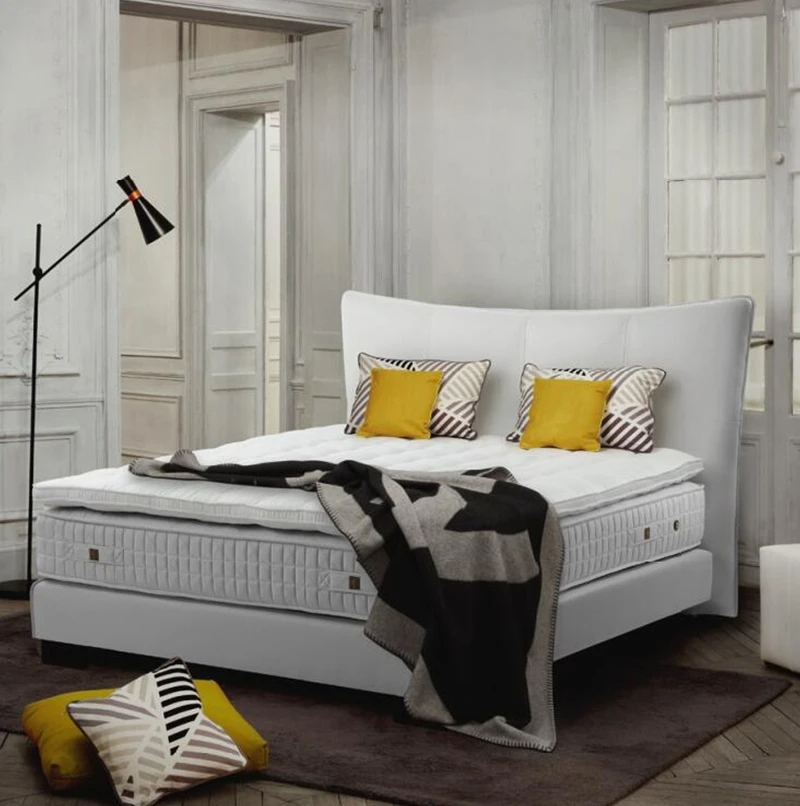 《BED FRAME