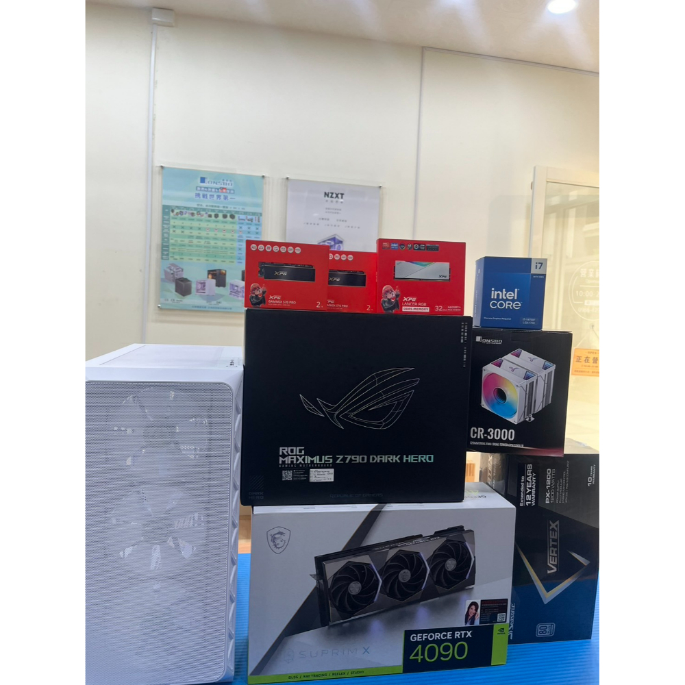 客製化⑨(i7-14700F/32G*2/2TB+2TB SSD/RTX4090)
