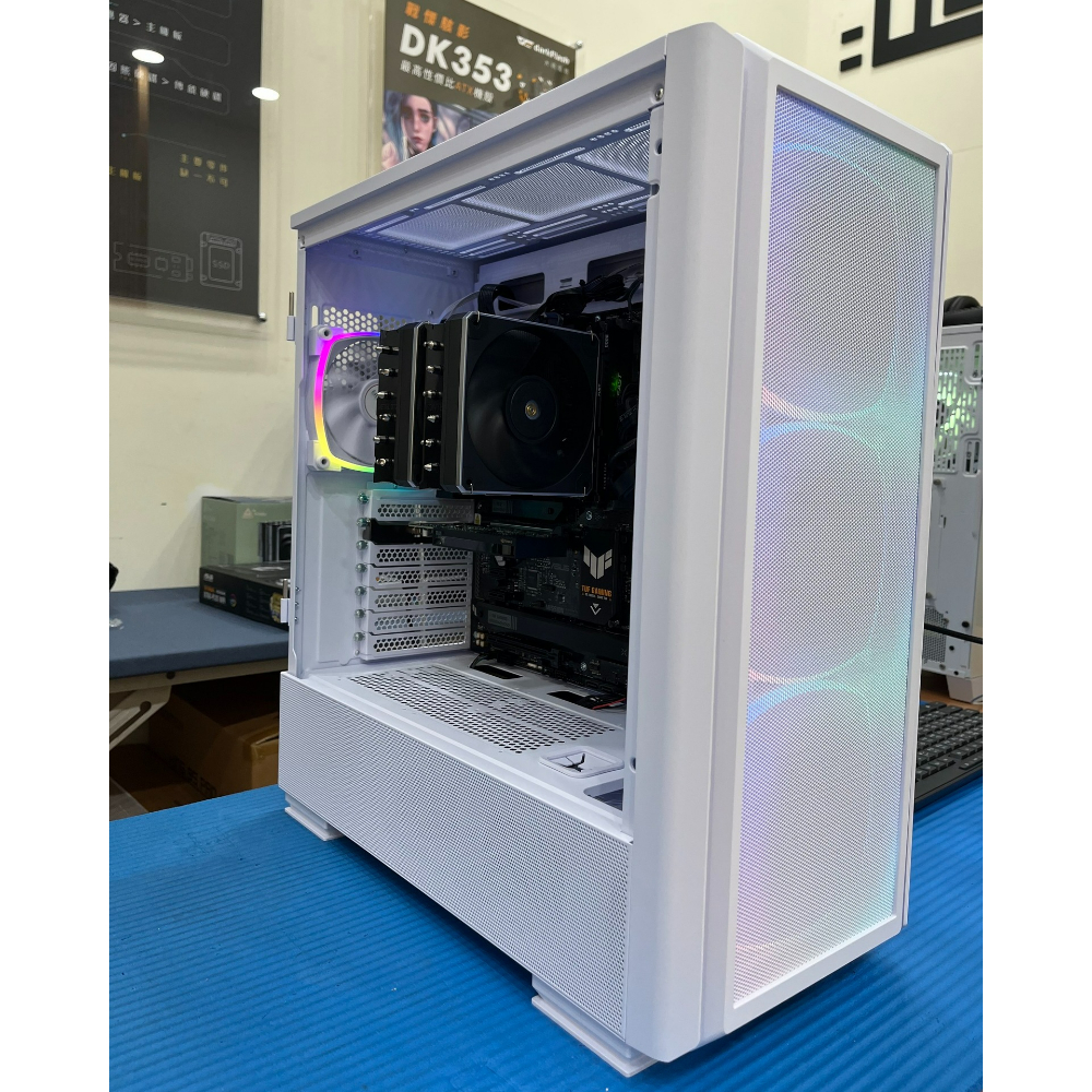 客製化 77 (I7-14700F/16G*2/1TB+1TB/RTX A1000)