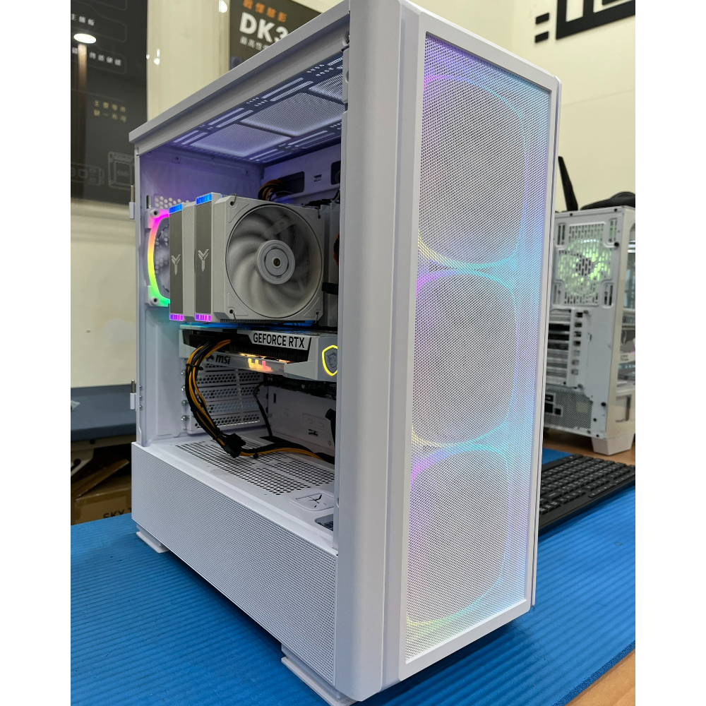 客製化 88 (I5-14400F/16G*2/512G+1TB/RTX 5060)