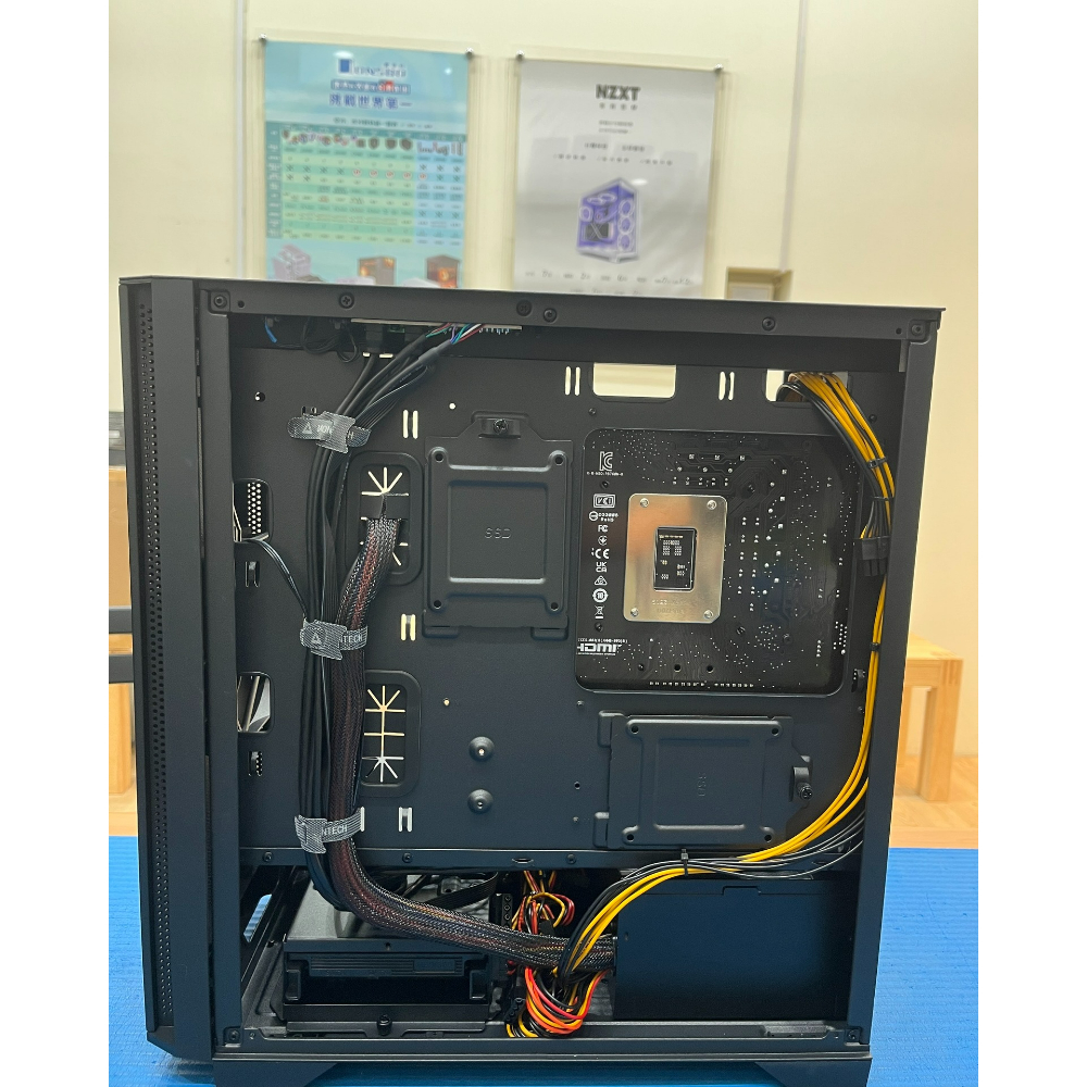 客製化 112 (I7-14700F/16G*2/1TB/RTX A1000)