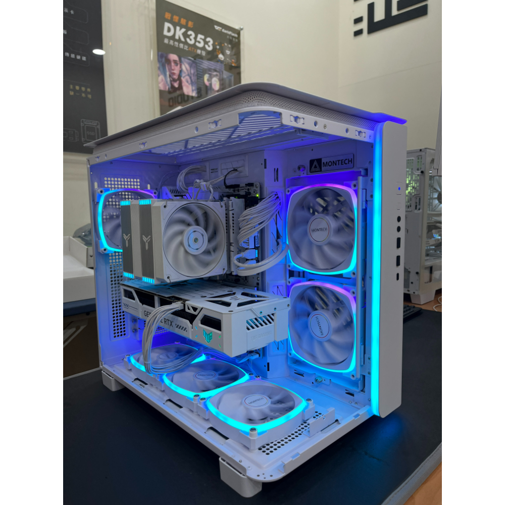 客製化 120 (R7-9700X/16G*2/1TB/RTX 5070Ti)