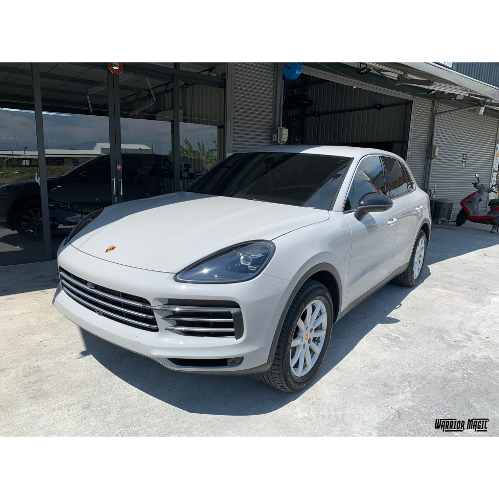 Porsche Cayenne/保時捷改色貼膜