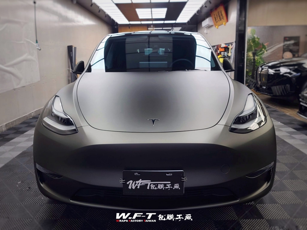 全車包膜使用膜料⏩️KLT PET啞光軍綠