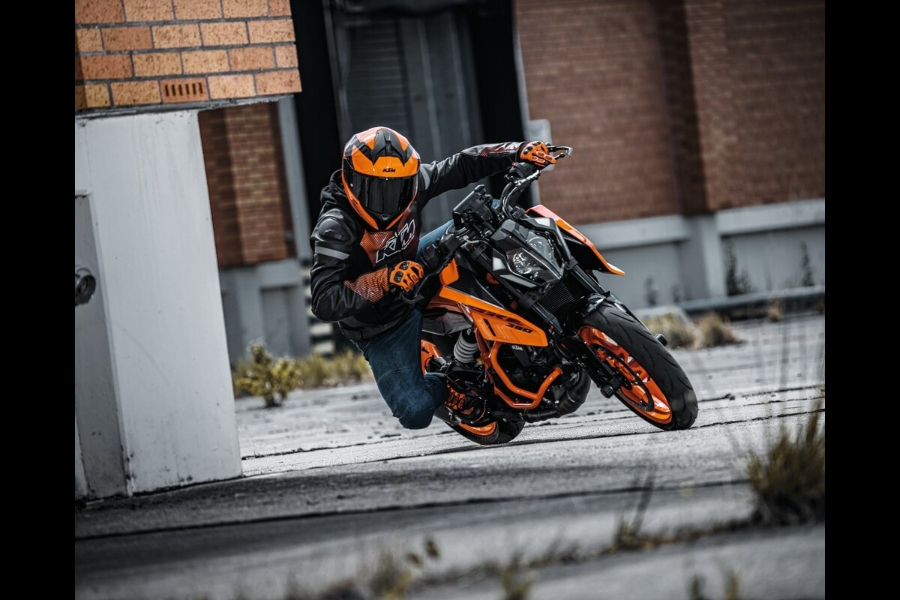 KTM 390 DU