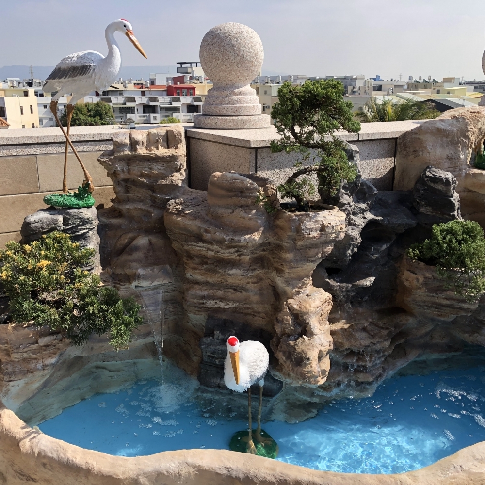 A220119｜FRP居家客製仿石流水池