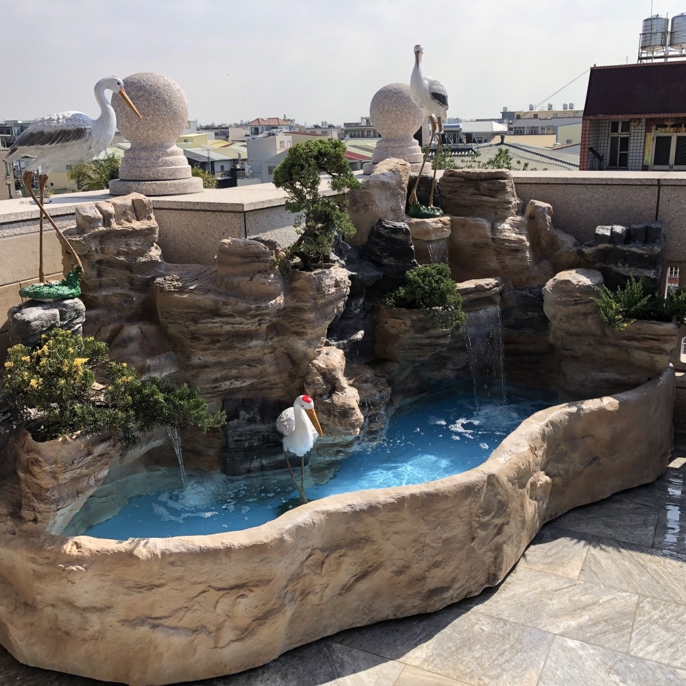 A220119｜FRP居家客製仿石流水池