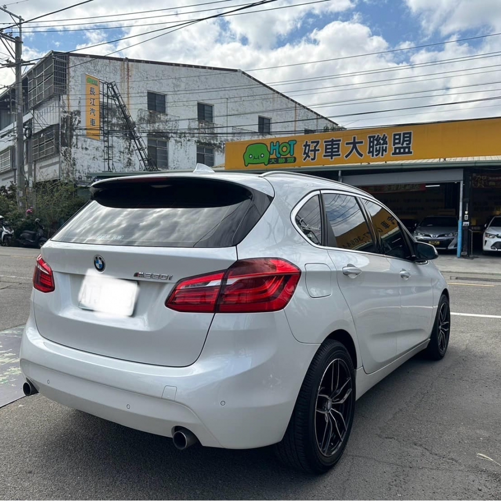 2015 BMW 220i 售68萬8