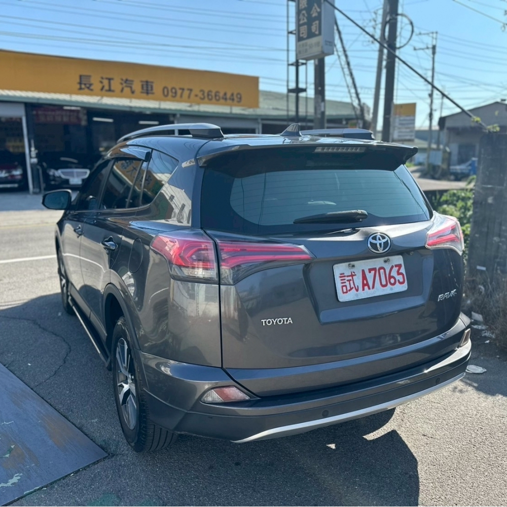 2016年 TOYOTA RAV4 2.0 售33萬8