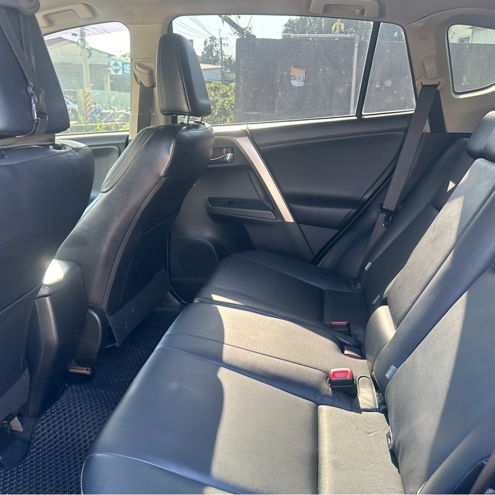 2014年 TOYOTA RAV4 2.5 售22萬8