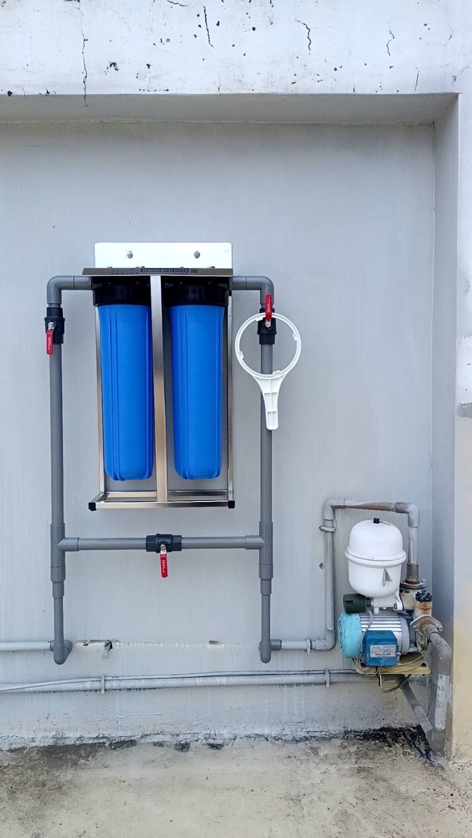 【除氯.除泥沙】不鏽鋼材質台製全屋式淨水設備20英吋雙道腳架型大胖水塔過濾器