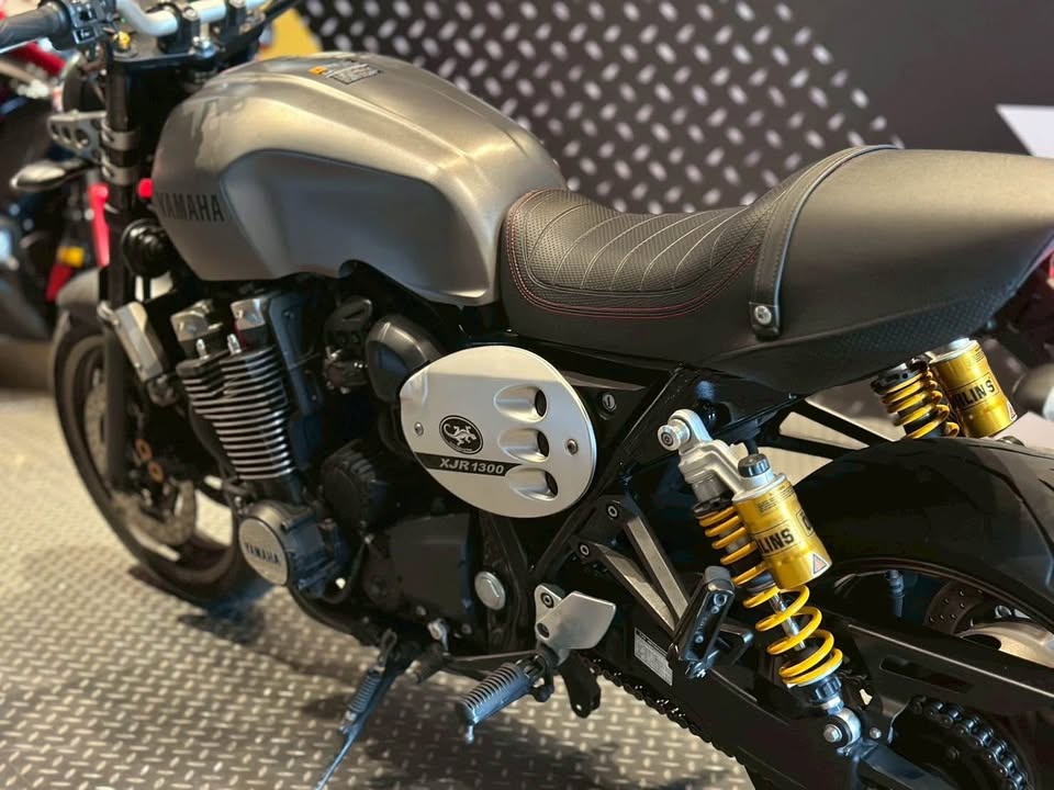 2015 YAMAHA XJR1300 