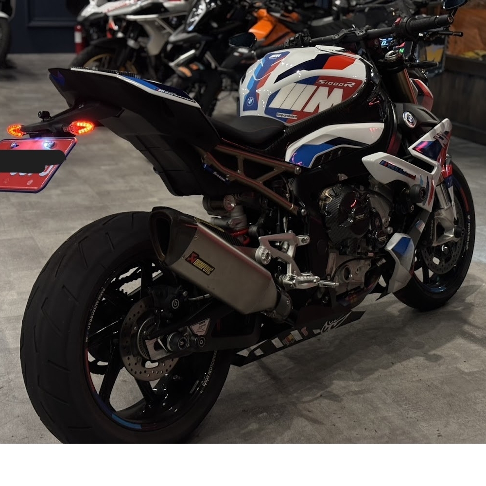 22/22  BMW S1000R 汎德公司車 