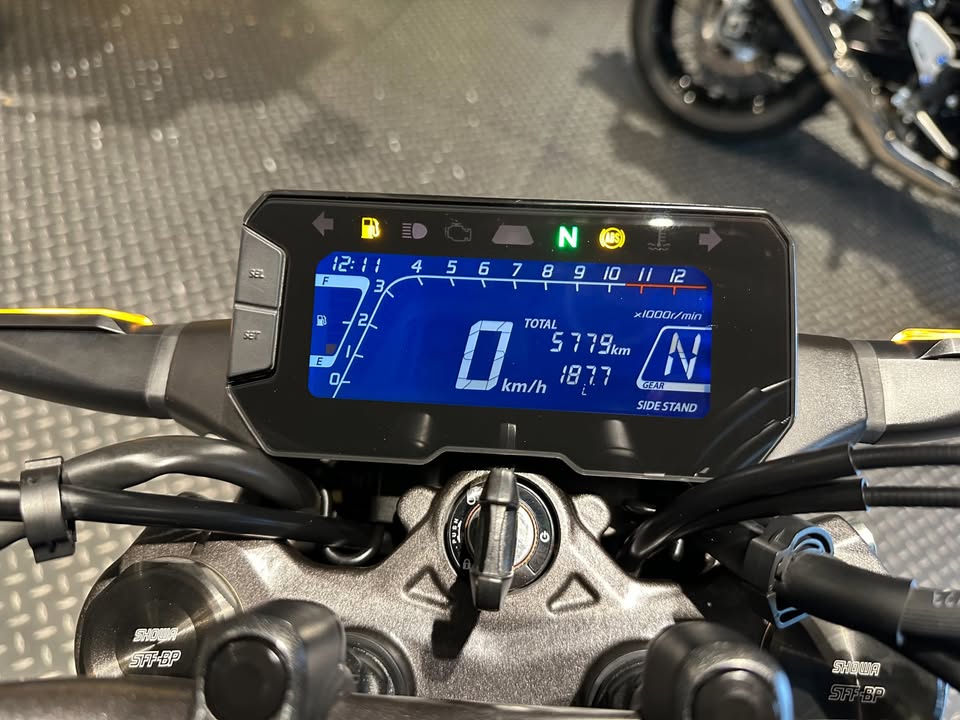 2024 HONDA CB300R ABS