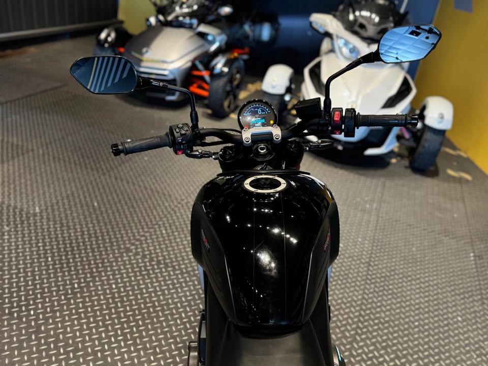 22/23 Triumph Trident660 總代理 