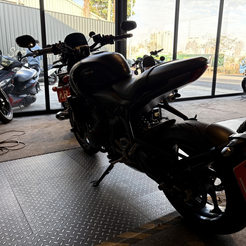 Triumph Trident 660（總代理）