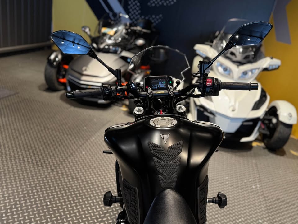 YAMAHA MT-09 三代 總代理 黑