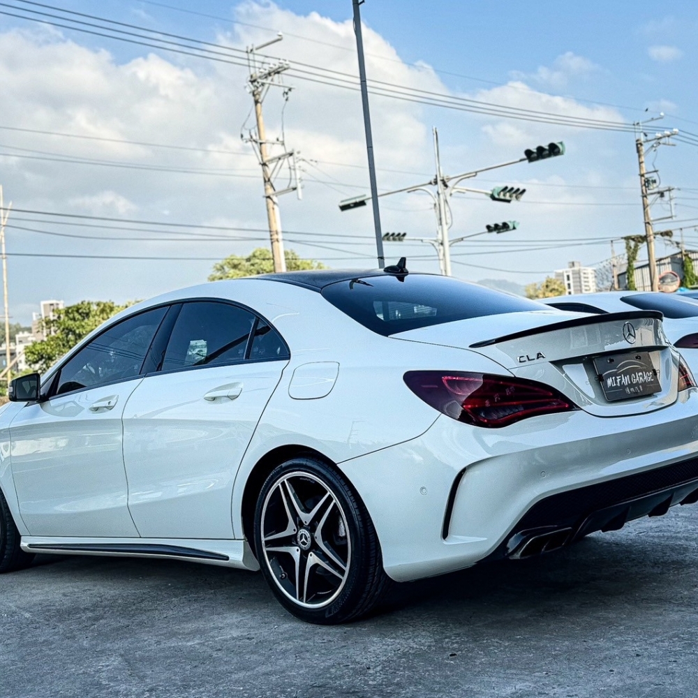 2015 M-BENZ CLA250 AMG PLUS 跑11萬m 原版認證