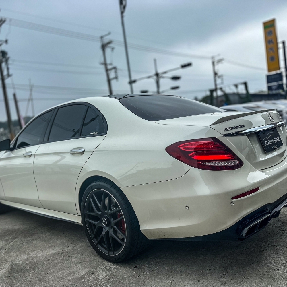 2019 M-BENZ E63s AMG 4.0L