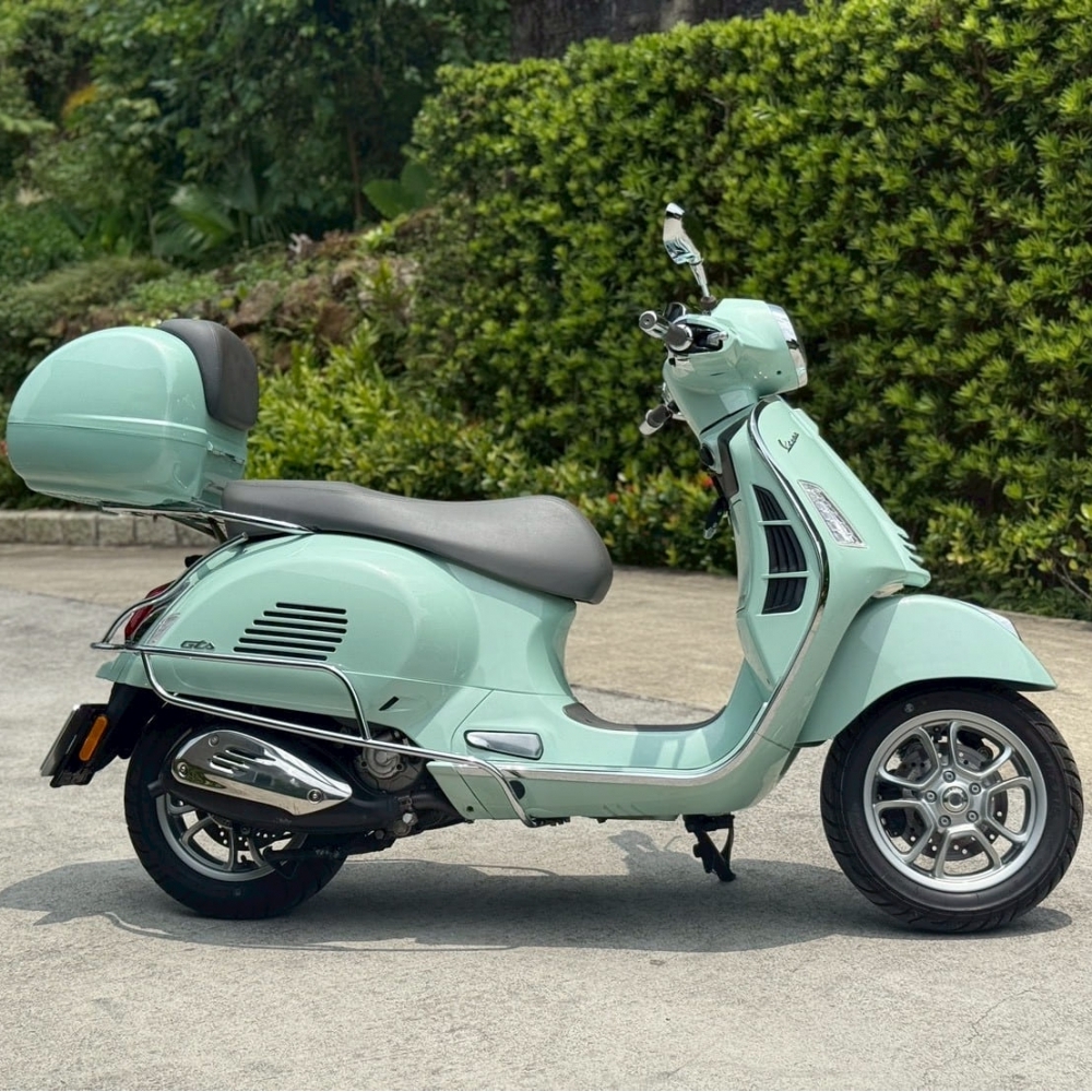 【2023 VESPA GTS300】