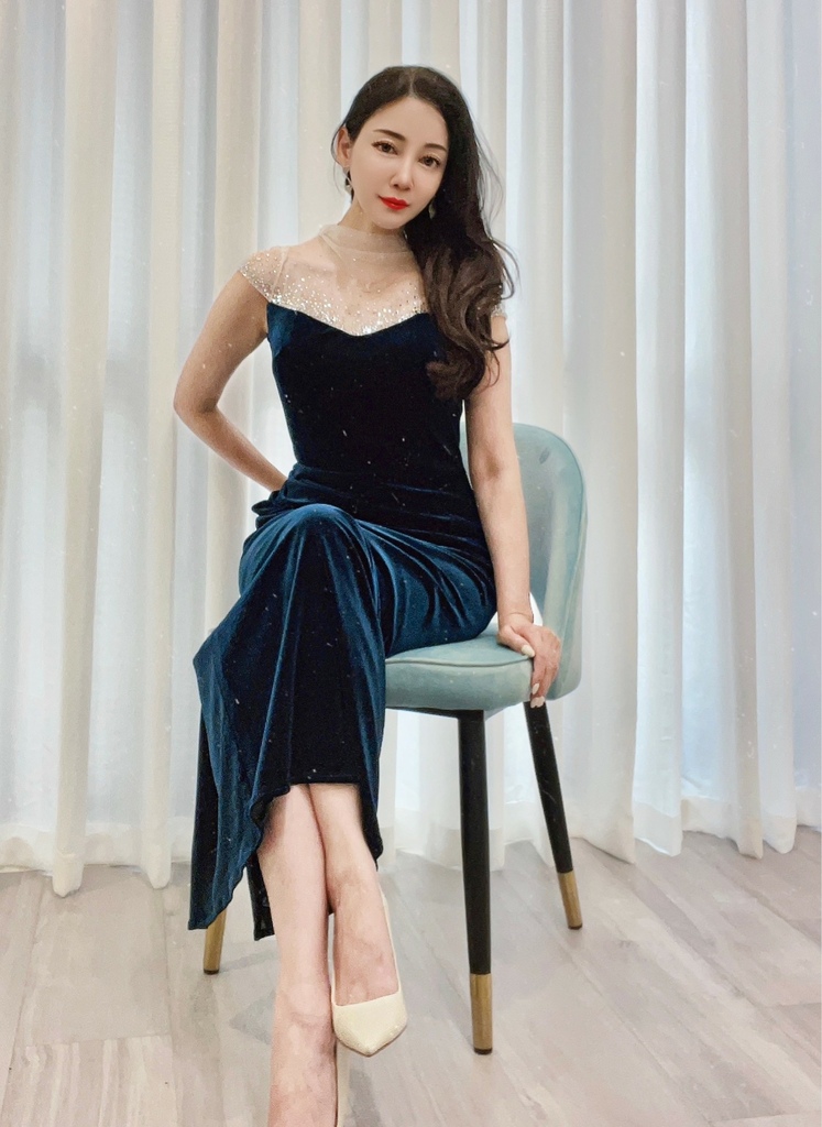 Your Love 侑樂精品禮服 台中媽媽禮服出租 婚宴禮服 Your Love 侑樂精品禮服 台中媽媽禮服出租 婚宴禮服