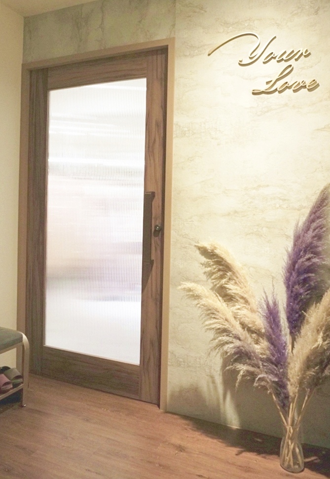 Your Love 侑樂精品禮服 台中媽媽禮服出租 婚宴禮服 Your Love 侑樂精品禮服 台中媽媽禮服出租 婚宴禮服