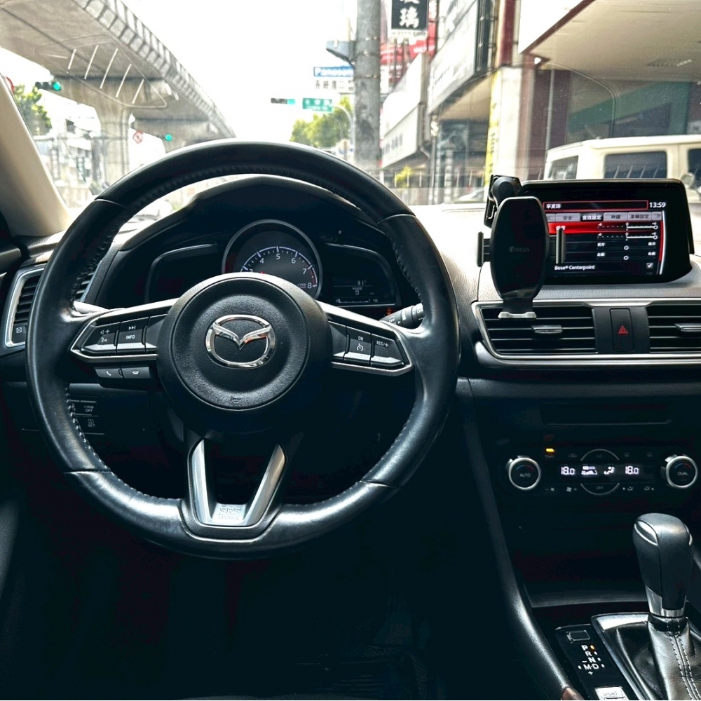 2017 Mazda3 頂級款｜里程5.5萬