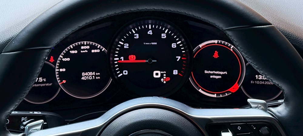 2018 PORSCHE Cayenne