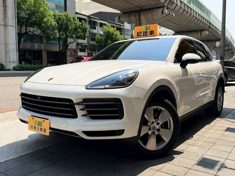 2018 PORSCHE Cayenne
