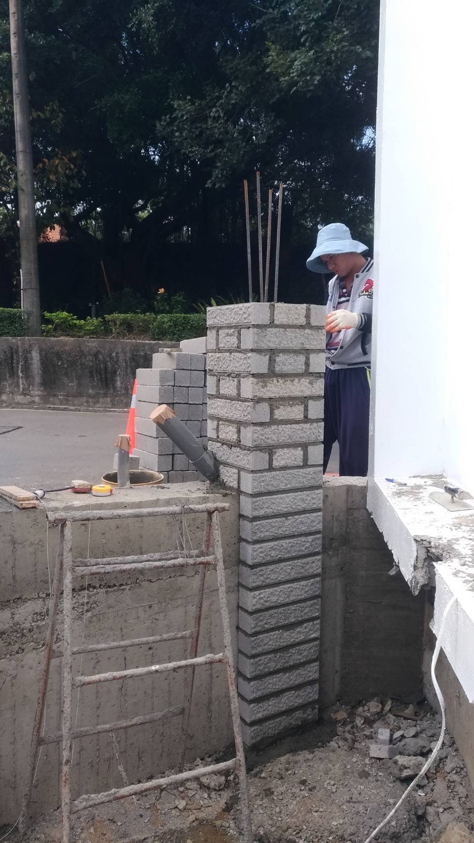 圍牆磚施工