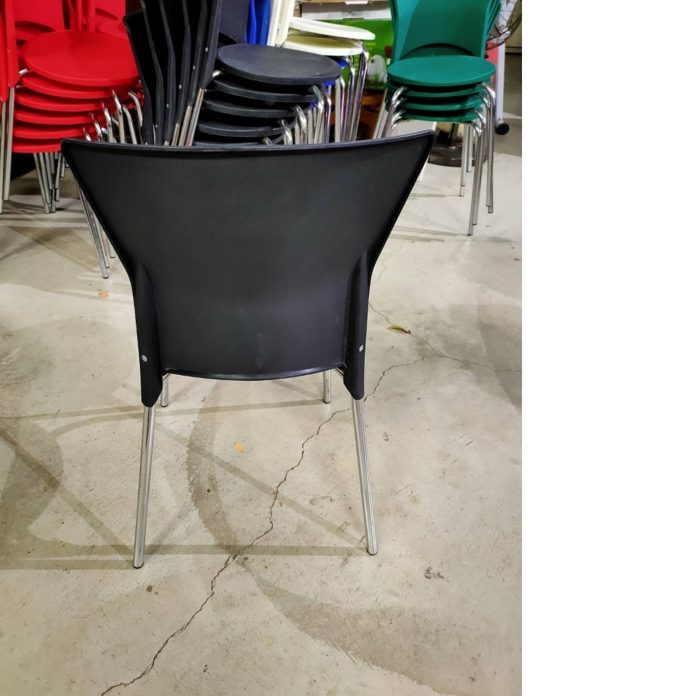 摩洛哥塑膠餐椅