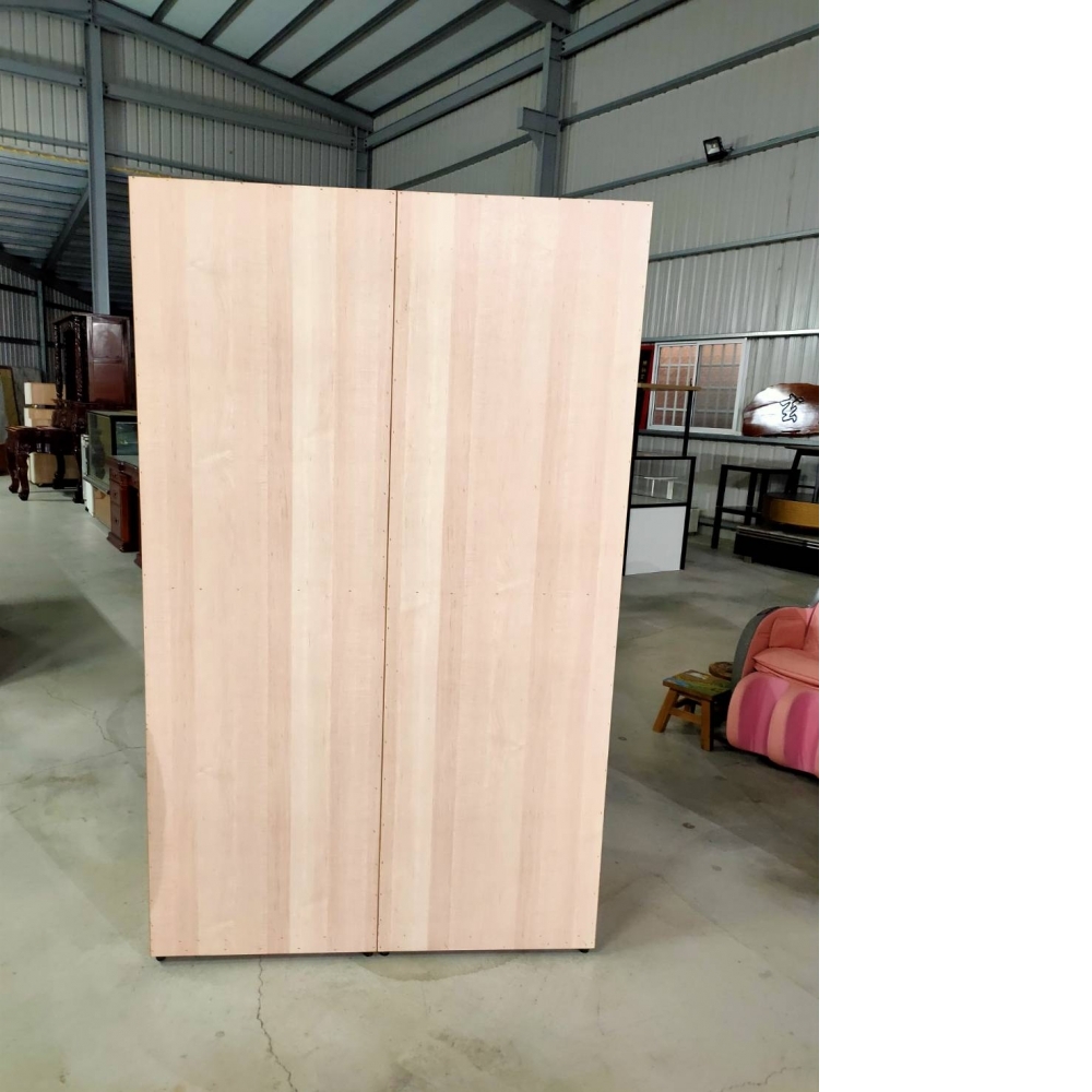 6.5x4尺木紋推門衣櫥