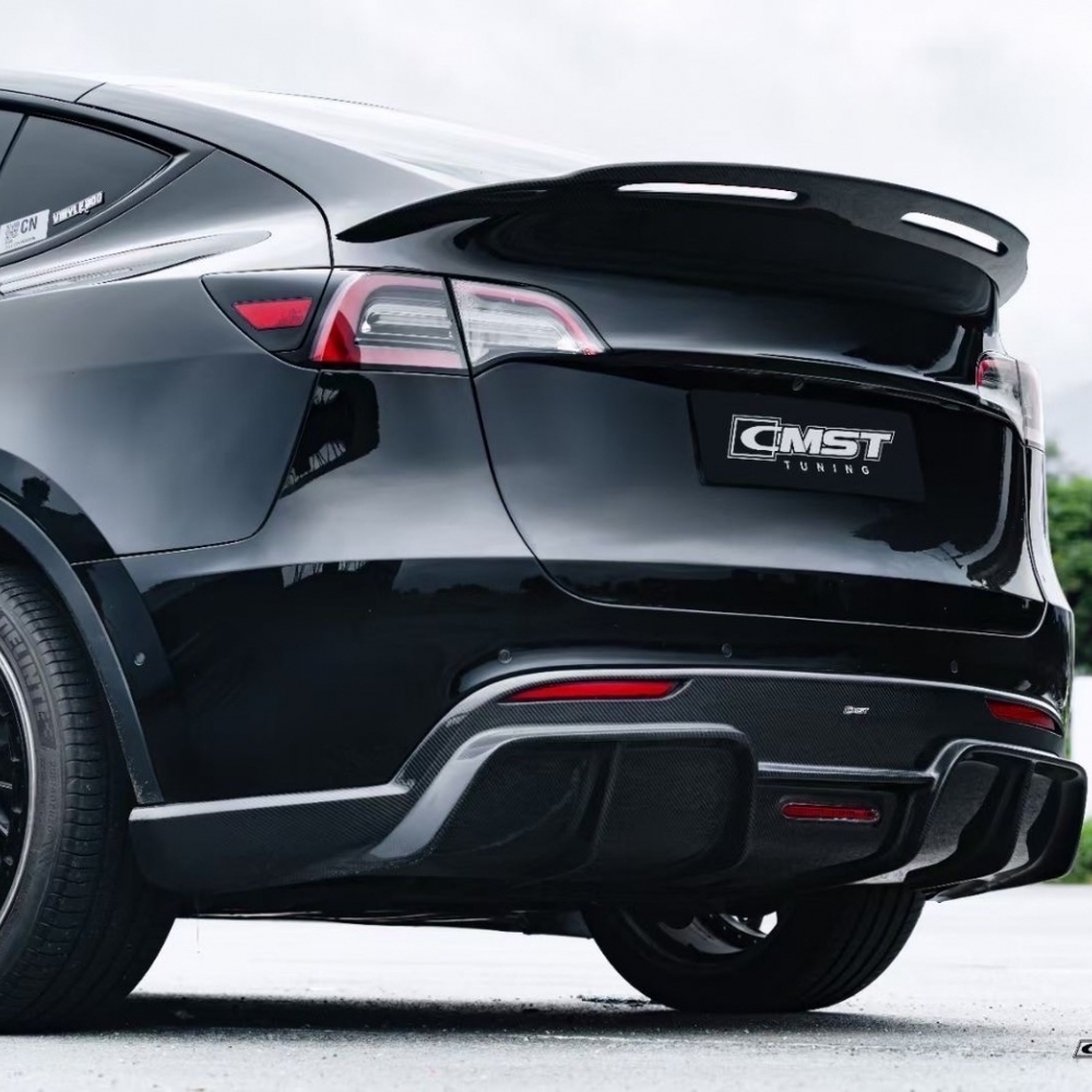 Model Y CMST款後下巴-乾碳