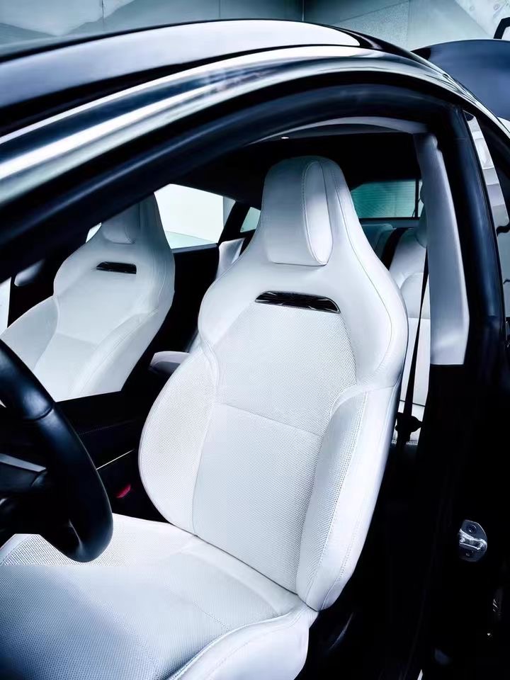 Model Y P版通風椅